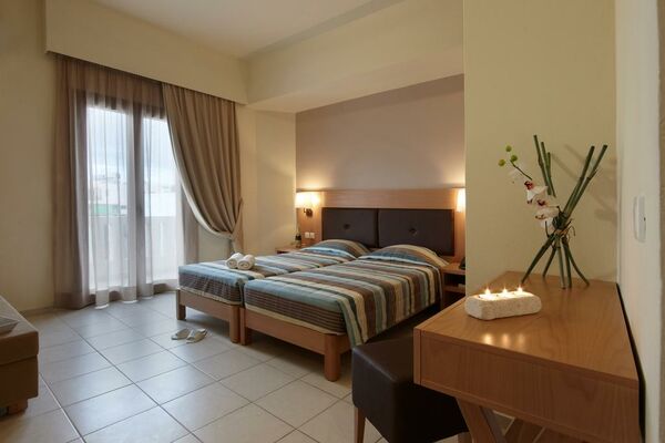 Dimitra Hotel & Apartments - 16 of 19