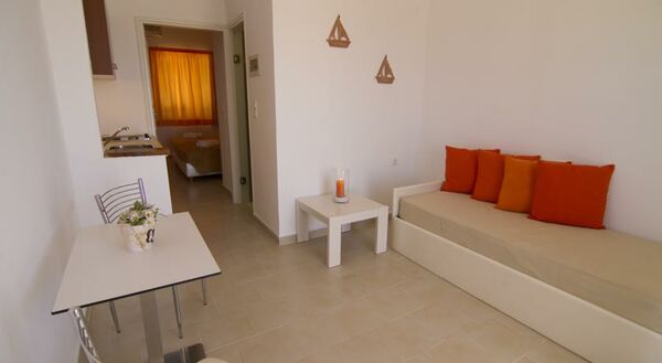 Frida Apartments - 10 of 15