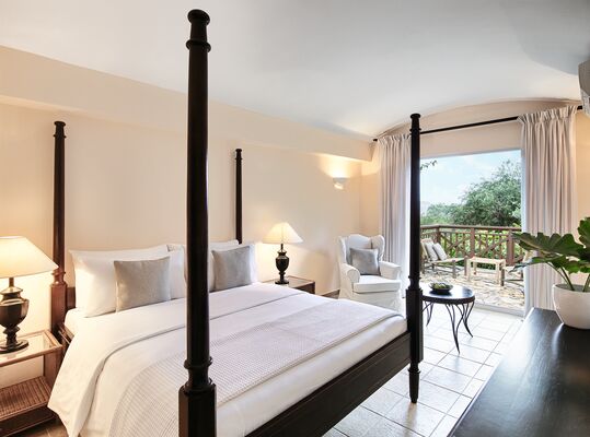 Grecotel LUX ME Daphnila Bay Dassia - 8 of 20