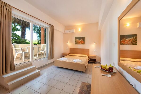 Bayside Hotel Katsaras - 6 of 20