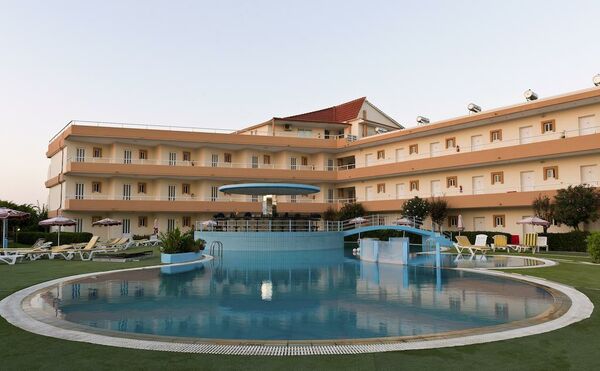 Bayside Hotel Katsaras - 17 of 20