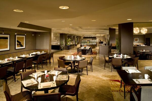 Hilton Anaheim - 14 of 19