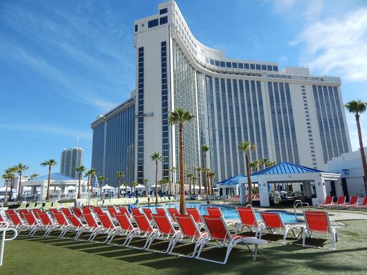 Westgate Las Vegas Resort & Casino - Las Vegas, Nevada - On The Beach
