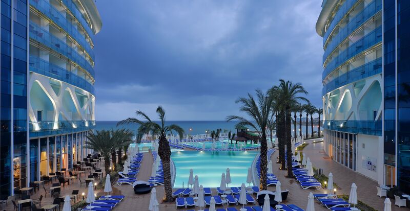 Vikingen Infinity Resort - Alanya, Antalya - On The Beach