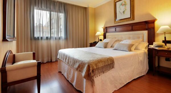 Hispanos 7 Suiza Apartament - 2 of 11