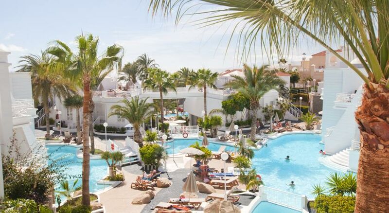 Lagos De Fanabe Apartments - Costa Adeje, Tenerife - On The Beach