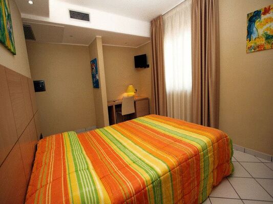 Ancora Hotel - 3 of 11
