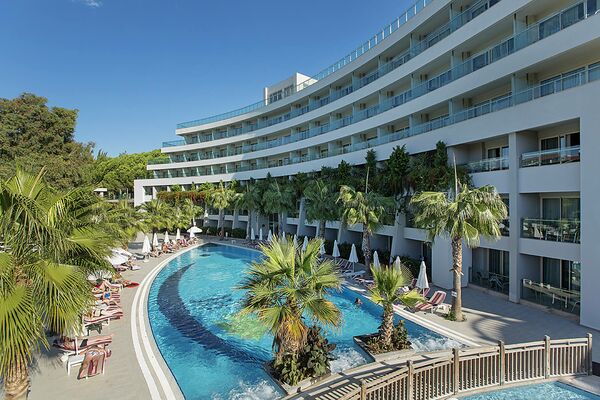 Sunrise Queen Luxury Resort & Spa - Side, Antalya - On The Beach