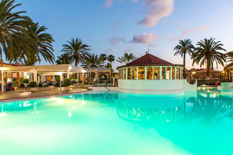 Jardin del Sol - Playa Del Ingles, Gran Canaria - On The Beach