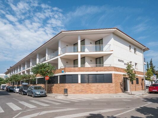 Beatrix 2000 - Caliu apartments - 1 of 9