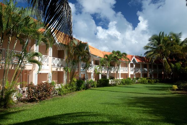 Coco Reef Resort and Spa - 11 of 13