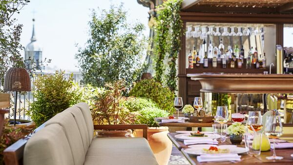 Four Seasons Hotel Madrid - 4 of 15
