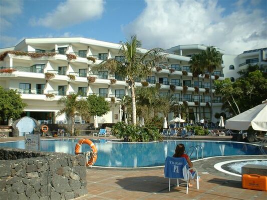 Natura Palace - Playa Blanca, Lanzarote - On The Beach