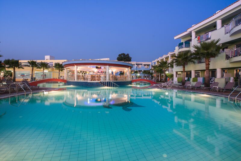 Caretta Beach - Kalamaki, Zante - On The Beach