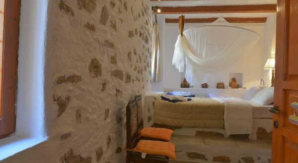 Almond Tree House - 6 of 14