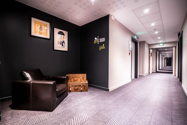 Best Western Plus Suitcase Paris la Defense - 14 of 16