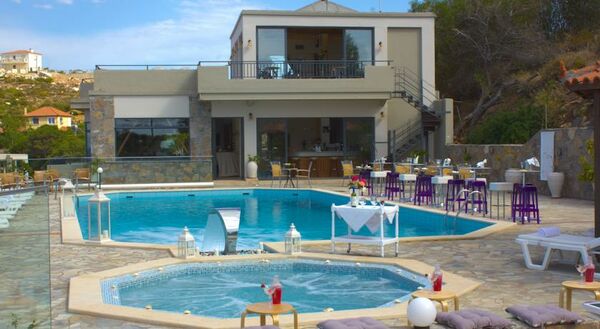 Happy Cretan Apartments & Suites - 2 of 12