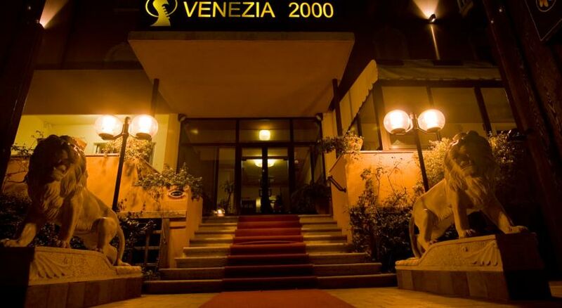 Venezia 2000 - 2 of 12