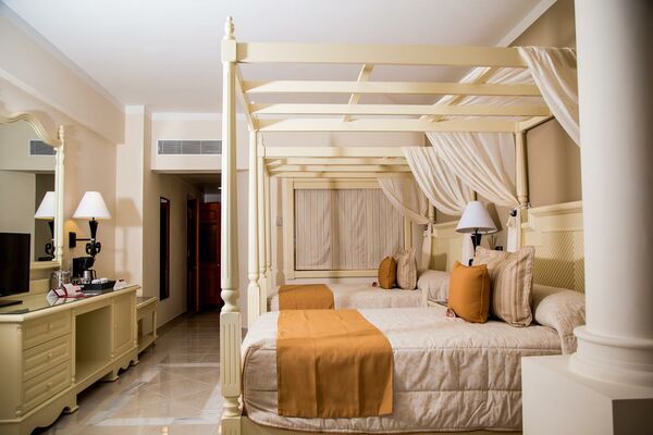 Bahia Principe Luxury Runaway Bay - Adults Only - 4 of 20