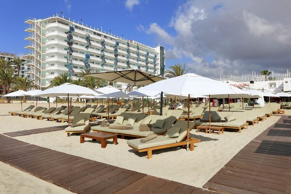 Ushuaia Ibiza Beach Hotel - Adults Only - 2 of 24