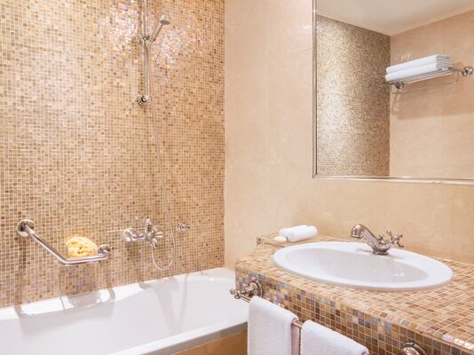 Grecotel Creta Palace Luxury Beach Resort - 7 of 23