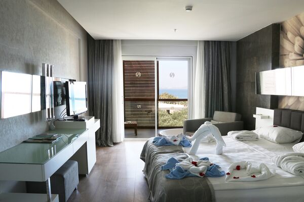 Gold Island Hotel - 4 of 21