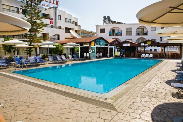 Christabelle Hotel Apartments - 1 of 15