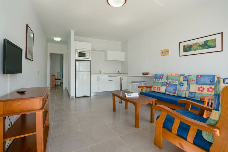 Elena Apartments - Puerto Del Carmen, Lanzarote - On The Beach