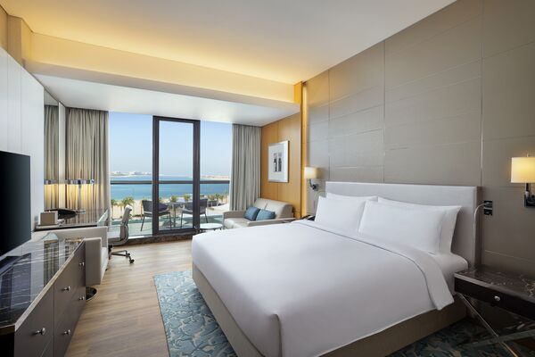 Hilton Dubai Palm Jumeirah - 8 of 22