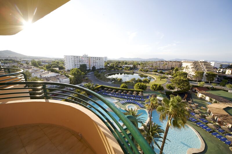 Alcudia Beach Apartments Alcudia, Majorca On The Beach